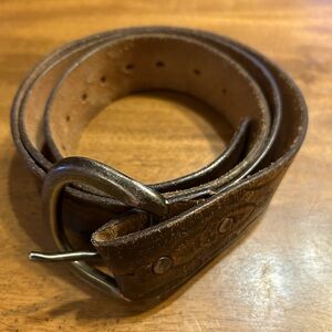 Mens vintage brown leather belt